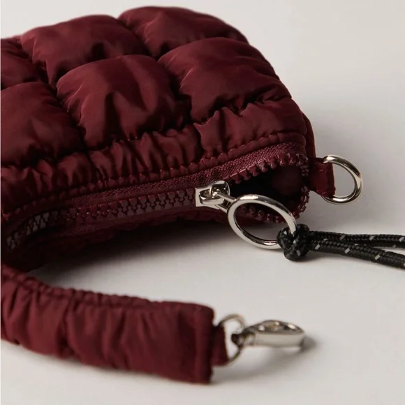 ♥️💖 LAST CHANCE🛑 FP MOVEMENT 2 Quilted Bags & Keychain NEW W/ TAGS Mahogany - Picture 8 of 9